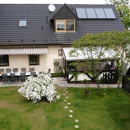 Gaestehaus Liubas Insel Köthen Exteriör bild